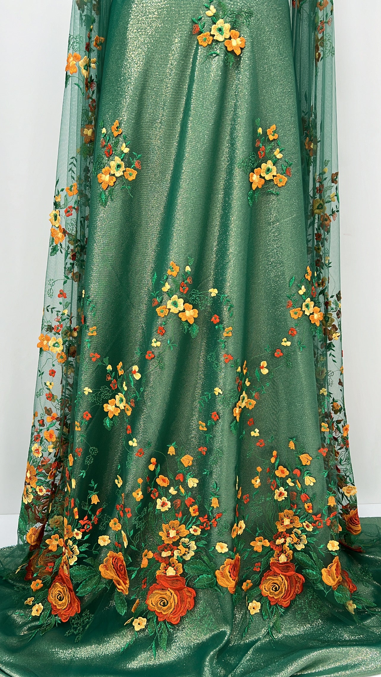 TAKCHITA TULLE BRODEE ITALIEN DE CHEZ ALDO BIANCHI